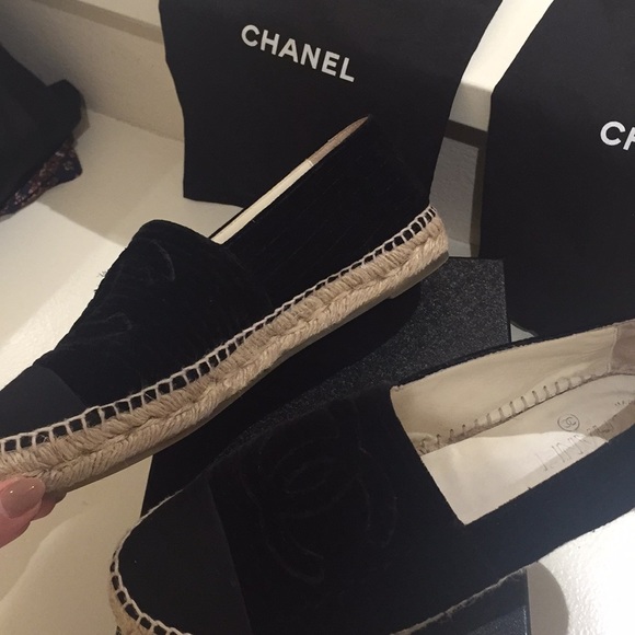 Chanel shoes size 41 - Picture 2 of 8